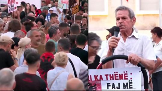 Protestuesi përdor gjuhë dhune: Ta tërheqim zvarrë kryeministrin!