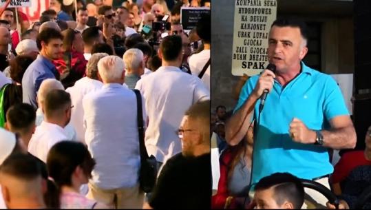 ‘Të marrim armët’- Protestuesi gjen armikun: SHBA, BE dhe SPAK na kanë futur thikën pas shpine! Ramën e solli Amerika për të na shuar ne!