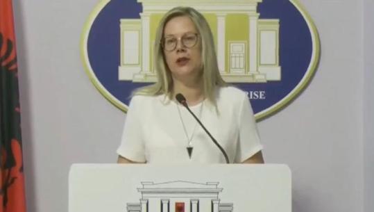 Deputetja Alolli: Shqipëria po shpopullohet! PD do të propozojë një Pakt Kombëtar për Demografinë, që vendos familjen në qendër