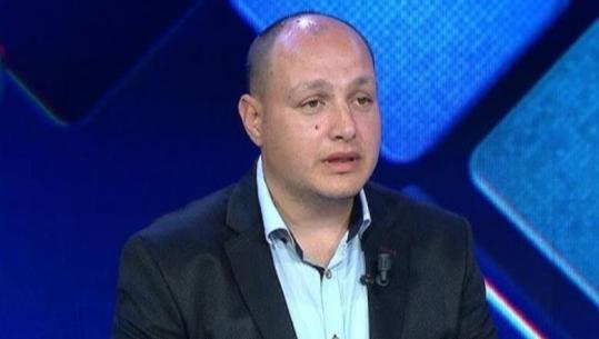 Humbi jetën në aksident, homazhet për gazetarin Enrik Mehmeti mbahen sot në Teatrin 'Petro Marko' në Vlorë