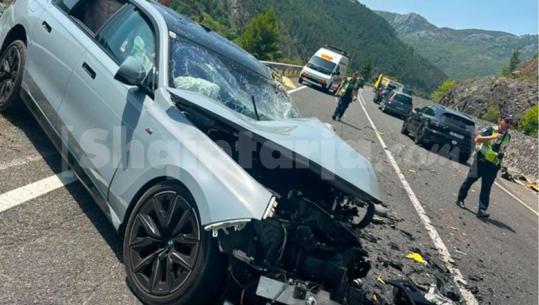 Makina përplaset me kamionin në Rrugën e Kombit, plagosen 4 qytetarë nga Kosova