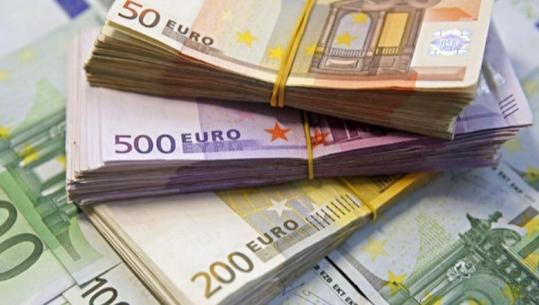 BSH bleu 95.5 mln euro në tregun valutor në tremujorin e parë, gati 3 herë më shumë se në 2025-ën, por rënia e monedhës evropiane nuk ndalet