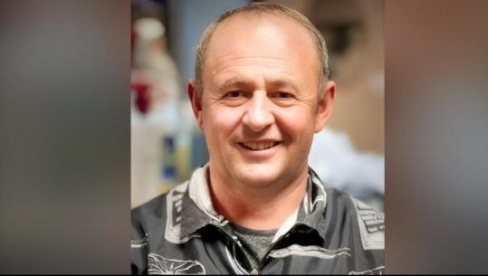 Pas mbi 20 vitesh në SHBA, berberi shqiptar deportohet në Shqipëri! Mesazhi i xhaxhait: U bë viktimë e kriminelëve, viza ishte false