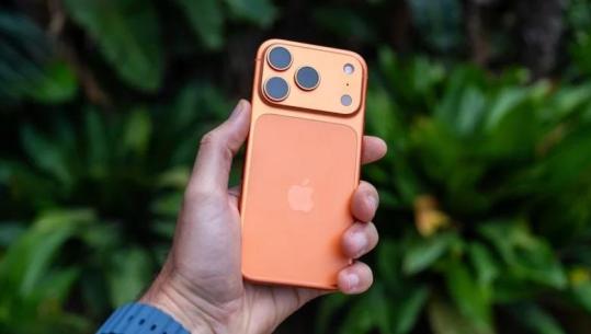 Kur është koha për të ndërruar iPhone-in? Nga bateria te përditësimet, ç’duhet të dini për formulën e ‘jetëgjatësisë’ së pajisjes
