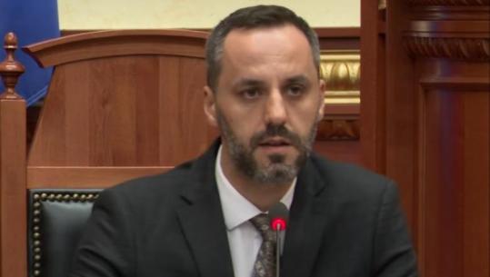 Gazi lotsjellës ndaj protestuesve, Lamallari: I certifikuar nga kompanitë prodhuese! Protesta me mercenarë të paguar, largoni njerëzit me kapuçë