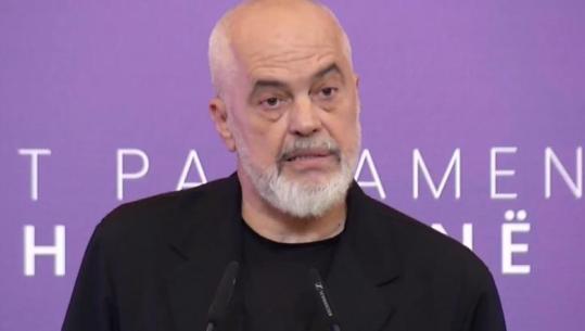 Protesta/ Rama: Sulmi ndaj hebrenjve ishte 'përdhunim publik' i familjeve shqiptare që i mbrojtën me jetën e tyre