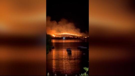 Zjarr në Gjirin e Hartës në Ksamil, situata nën kontroll