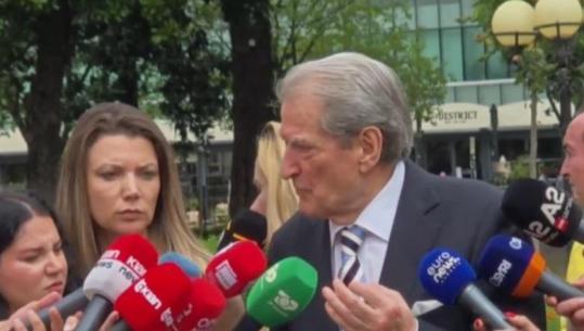 Futet me procedurë të përshpejtuar huaja 302 mln $ nga SHBA për pajisje ushtarake, Berisha: Antikushtetuese, nuk e votojmë