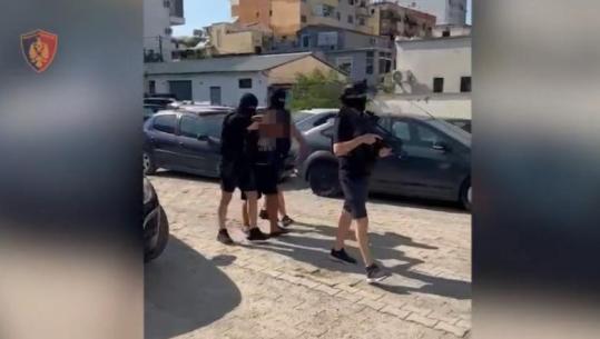 Kapet në Durrës 23-vjeçari i kërkuar nga Italia, akuzohet si pjesë e një grupi kriminal të trafikut të drogës