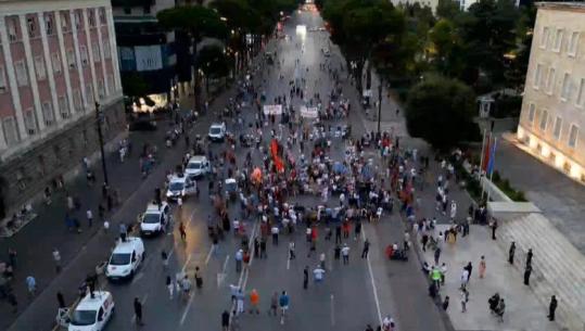 Qytetarët 64 ditë në protestë, kundërshtojnë propozimin e PS për Territorialen: Sjell përqëndrim pushteti në pak duar