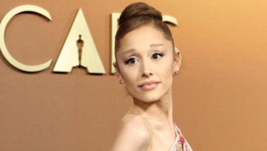 ‘Nuk e përballon më gjykimin e të tjerëve’, ylli i popit Ariana Grande tërhiqet nga jeta publike