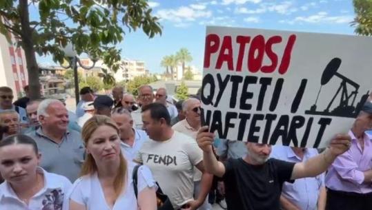 Harta e re territoriale/ Këshilli i Libohovës e i Klosit kundër shkrirjes së bashkive! Punonjësit e Rrogozhinës në protestë! Qytetarët në Patos: Cenohet identiteti
