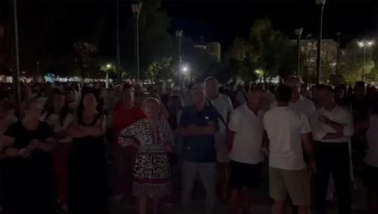 Qytetarët e Cërrikut protestë kundër bashkimit me Bashkinë e Elbasanit: Të mbrojmë identitetin dhe kulturën tonë