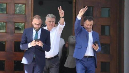 Ylli Pata: Gazi i Bardhit për flamingot socialiste të Poliçanit