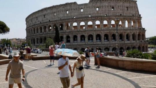 Italia përvëlohet nga i nxehti, alarm i kuq në 27 qytete! Raportohen 3 viktima të dyshuara nga temperaturat ekstreme
