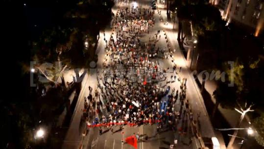 67 ditë para kryeministrisë, protestuesit Ramës: Shijo pushimet e fundit në liri! Thirrje SPAK-ut për hetim ndaj shefit të qeverisë