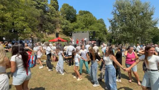 ‘Mokra n’festë’ bashkon banorët e zonës për të shtatin edicion, promovon krahinën e traditat e saj!