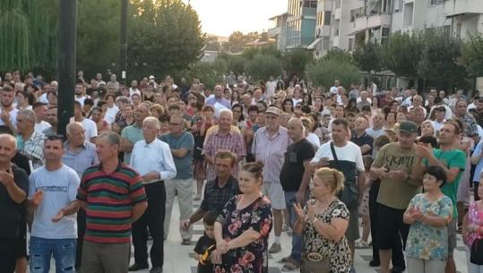 Reforma Territoriale, banorët e Dimalit sërish në protestë: Ne do të mbetemi bashki (VIDEO)