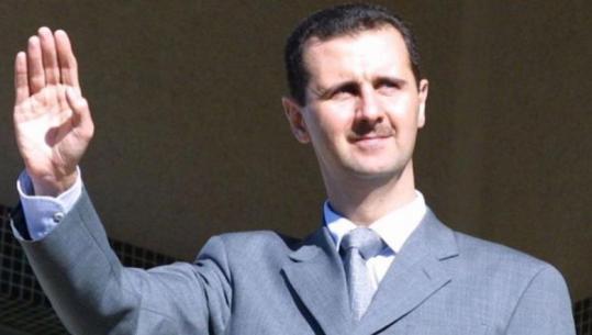 U dënua me vdekje në mungesë për krime lufte në Siri, si po i shtyn ditët Assad me videolojëra në Rusi