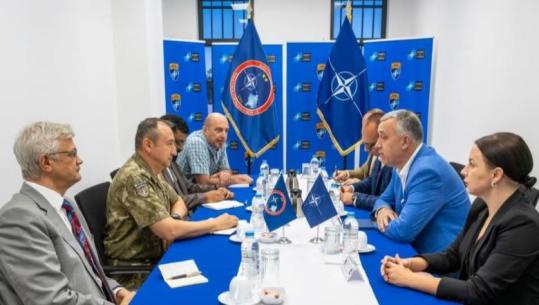 Shefi i KFOR: Trupat mund të shtohen nëse rrezikohet siguria në Kosovë