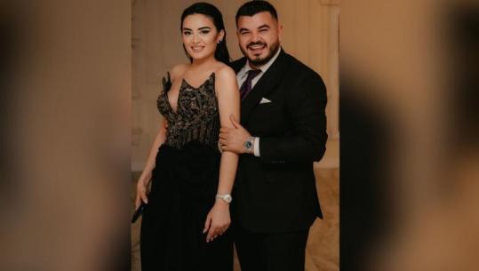 Albina Kelmendi bëhet nënë për herë të parë, bashkëshorti zbulon emrin e djalit