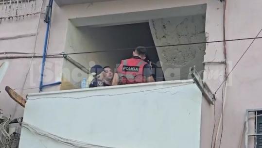 Goditi gruan me thikë në kokë pas sherrit në familje, lëndohet edhe vetë 43-vjeçari në Durrës, të dy përfundojnë në spital