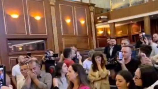 Frrok Çupi: Miti i mërgimtarit si daja nga Amerika