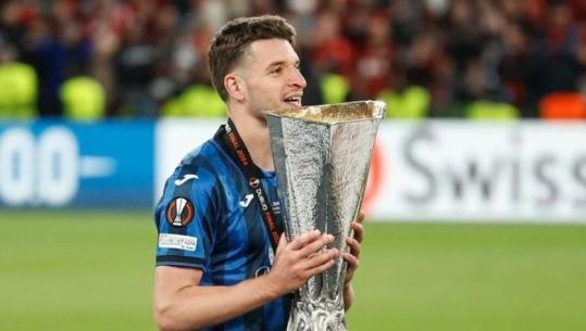 U largua pas 10 vitesh, tifozët e Atalanta-s nderojnë Berat Gjimshitin: Mbetesh një bergamask i vërtetë
