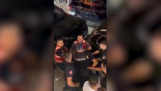 Përplasja mes policëve dhe rojeve të sigurisë te ‘Orange Club’, pamje nga momenti kur efektivët shoqërojnë disa persona (VIDEO)