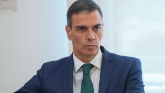 Spanja gati të anojë djathtas? Sondazhi: Nëse zgjedhjet do mbaheshin sot, koalicioni Partia Popullore-Vox do të fitonte në 38 nga 50 provinca