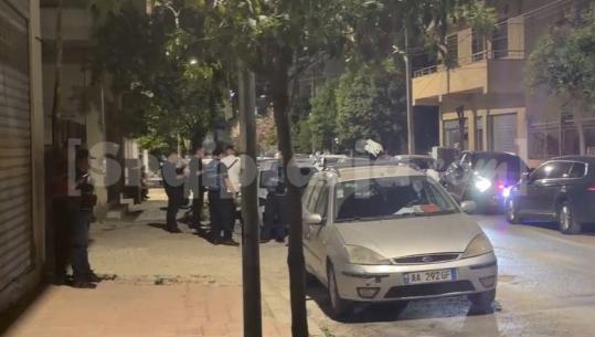 Vlorë/ Dyshime për eksploziv në një furgon, Policia në vendngjarje