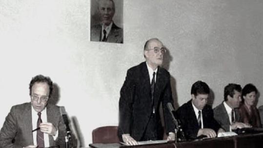 ‘Lidhur me grevën e Sindikatave, i dhashë udhëzimet kryeministrit Fatos Nano’! Zbulohet raporti i Ramiz Alisë, në mbledhjen e Byrosë në ‘91