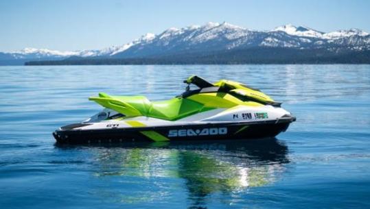 Përplasen dy 'Jet Ski' në liqenin e Kukësit, dy të plagosur! Nis hetimi për një 29-vjeçar