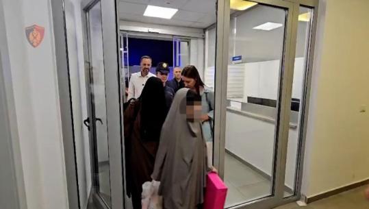 U riatdhesua nga Siria, kush është Myrvete Dibra! Prej vitesh me vajzat në kamp, ish-bashkëshorti nga Ulqini akuzohej si pjesëtar i ISIS
