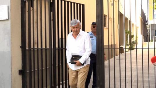 U arrestua dje në Durrës, avokat Maksim Haxhia takon Ergys Agasin te Blloku i Sigurisë (VIDEO)