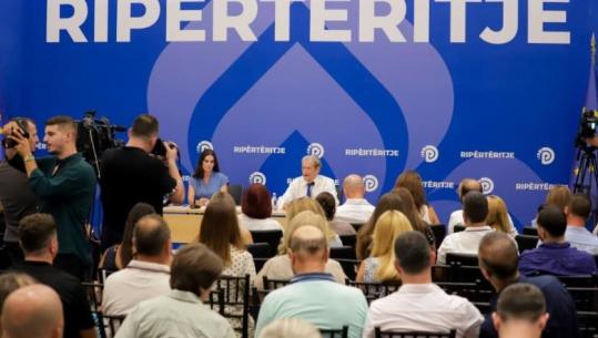 Mblidhet Këshilli Kombëtar i PD, Berisha prezanton platformën për strategjinë e re të komunikimit: Strukturat tona ekzistojnë më shumë në letër se në praktikë! Tik Tok dhe AI, jetike për 'Ripërtëritjen'
