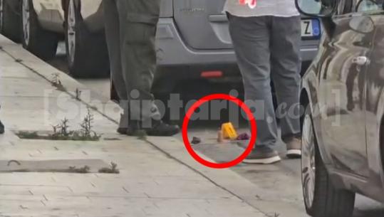Gjendet bombë e lidhur me celular në Durrës, dyshohet se ra nga një makinë në lëvizje! Mbërrijnë forcat xheniere (VIDEO)