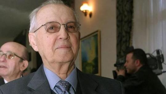 25 dhjetor ’89/ Ramiz Alia pas rrëzimit të Çausheskut: Rreziku i skenarit rumun ekziston edhe në Shqipëri
