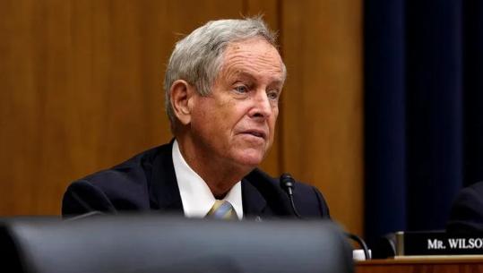 Kongresmeni amerikan Joe Wilson: Regjimi i Vuçiçit ka përgjuar qytetarët serbë
