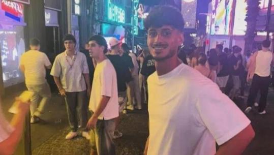 25-vjeçari u vra me thikë për një copë picë, pranga adoleshentit shqiptar në Itali! Autoritetet: Mbrojti autorin gjatë përleshjes, e ndihmoi të arratisej
