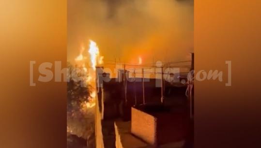 Zjarri në Himarë, Koçiu thirrje banorëve: Ndiqni udhëzimet për evakuim, puna për shuarjen e flakëve vijon pa ndërprerje