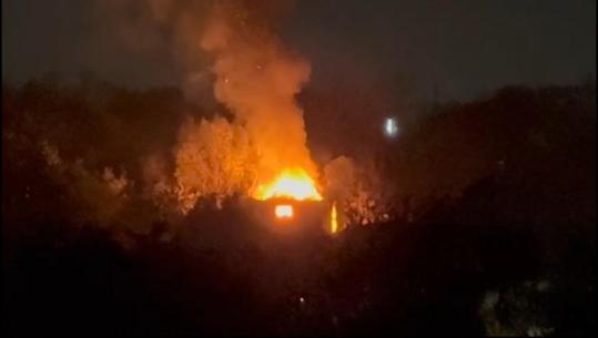 Zjarret/ Himara kalon natë tmerri, 7 banesa përpihen nga flakët! Nis ndërhyrja me helikopter