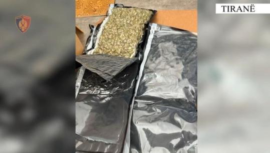 Porositi gati 5 kg kanabis nga SHBA, i riu frikësohet të tërheqë pakon në postën e Shkodrës! Pas 2 javësh në vëzhgim, kapet në banesë në Bathore (VIDEO)