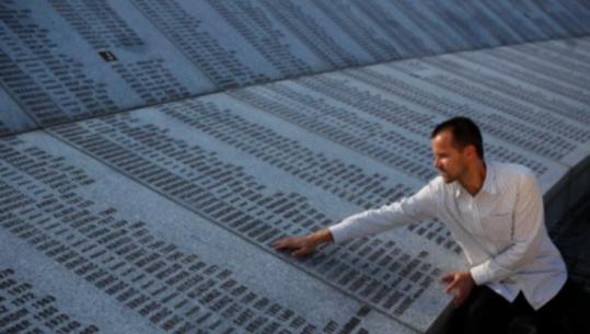 Rrëfehet Nexhad Avdiç, i mbijetuari i Srebrenicës: Shpëtova duke u shtirur si i vdekur! Homazhet për Mlladiçin në Beograd? Nuk më habisin, Serbia është e sëmurë nga nacionalizmi