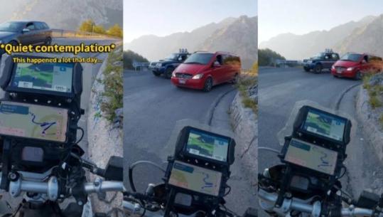 'Shqipëria është e bukur por' motorristi rumun i shpëton përplasjes së rrezikshme në Theth: Një palaço më erdhi përballë
