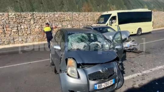 Tjetër aksident, përplasen dy makina në Pogradec-Korçë, plagosen dy vajza