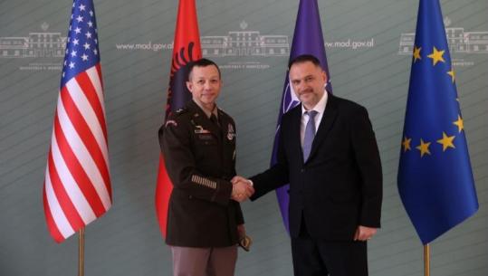 Ministri Nufi pret në takim Komandantin e Forcës Ndërkombëtare të Stabilizimit për Gazën: Thellojmë bashkëpunimin me SHBA në fushën e mbrojtjes së sigurisë