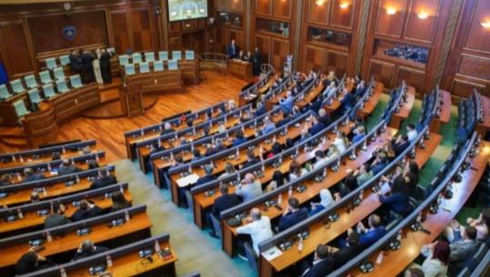 Propozoi nënkryetarin 'në emër të popullit serb', Haxhiu i kërkon deputetit të Listës Serbe të tërheqë fjalën dhe ta përsërisë propozimin, shtyhet seanca