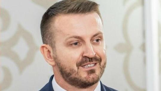 Ndalohen disa shqiptarë në kufirin mes Bosnjës dhe Malit të Zi, ministri Dukaj: Flamuri shqiptar nuk është kërcënim për askënd, ligji të jetë i njëjtë për të gjithë!