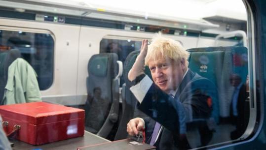 Sulmi rus pranë kufirit me Poloninë, evakuohet treni ku udhëtonte Boris Johnson me diplomatë evropianë